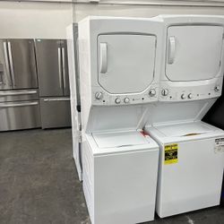 GE 24 inch laundry center washer and dryer in electric 220 v