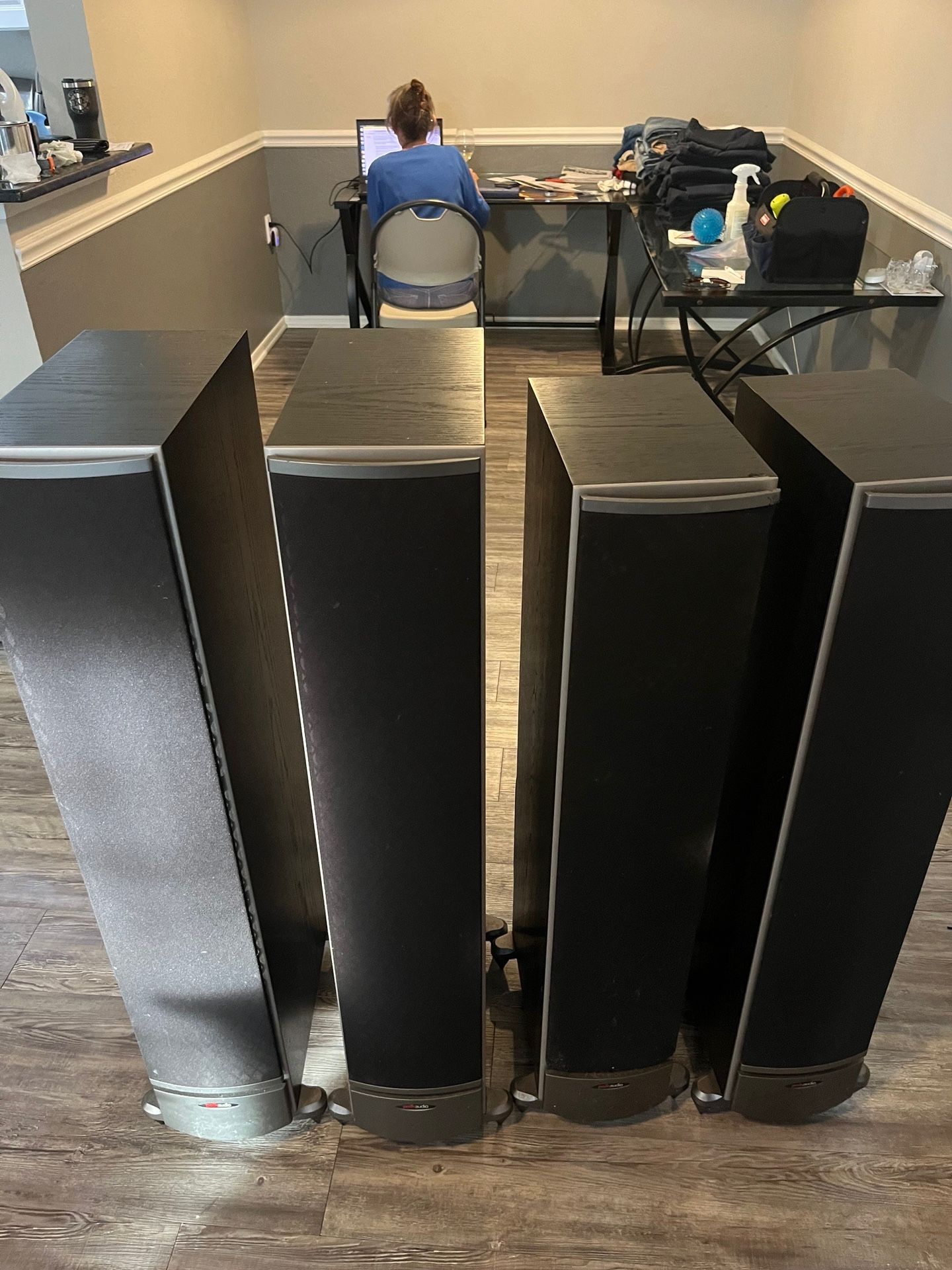 4 Poll Speakers