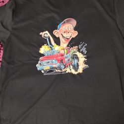Brand NEW" CARTOON BLACK T-SHIRT SIZE L