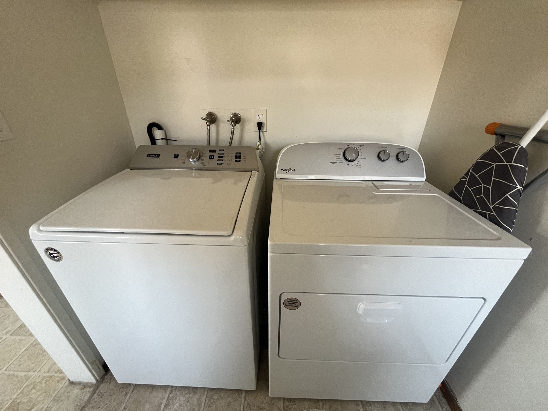 Crosley Washer + Whirlpool Dryer