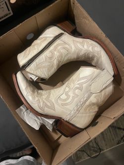 Cowboy  size 7 women