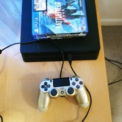 PS4 Slim 500GB + 3 games and 1 controller