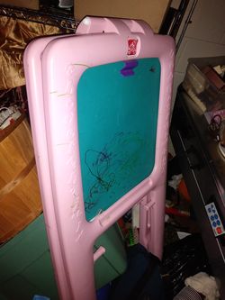 Kids easel