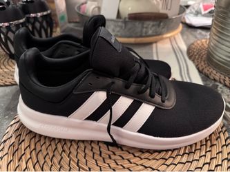 Brand New Adidas Cloudform men’s shoes size 13. Pickup on Ellsworth and Guadalupe.
