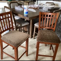 2 Chair Like Very Good Both For $35
