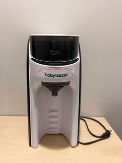 Baby Brezza Formula Pro Automatic Dispenser ( TAKING BEST OFFER ) baby formula