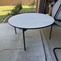 60” (5’) Folding Round Banquet Table
