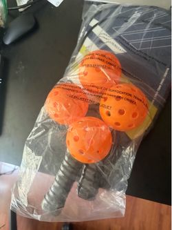 Brand new pickle ball set
