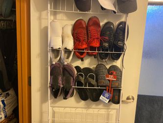 6 pairs of size 10-11 shoes