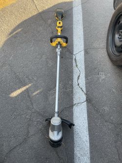 DEWALT 20V MAX 14 in. Brushless Cordless Battery Powered Foldable String Trimmer (Tool Only)