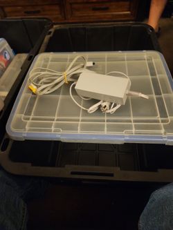Like New   WII AC ADAPTOR 