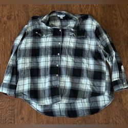 Old Navy Women’s Flannel Shirt