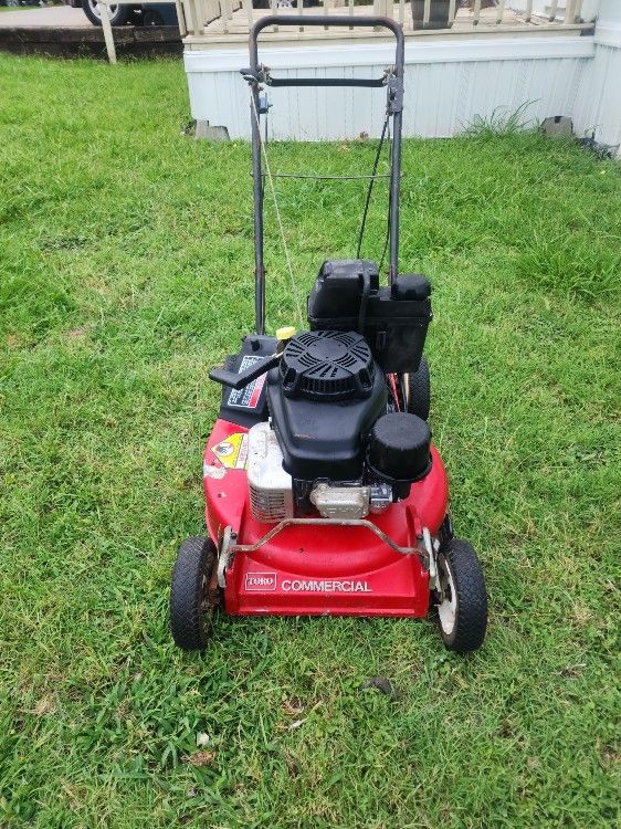 Toro Mower Kawasaki In Good Condition