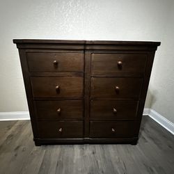Full Size Bed And Dresser With Trundle 