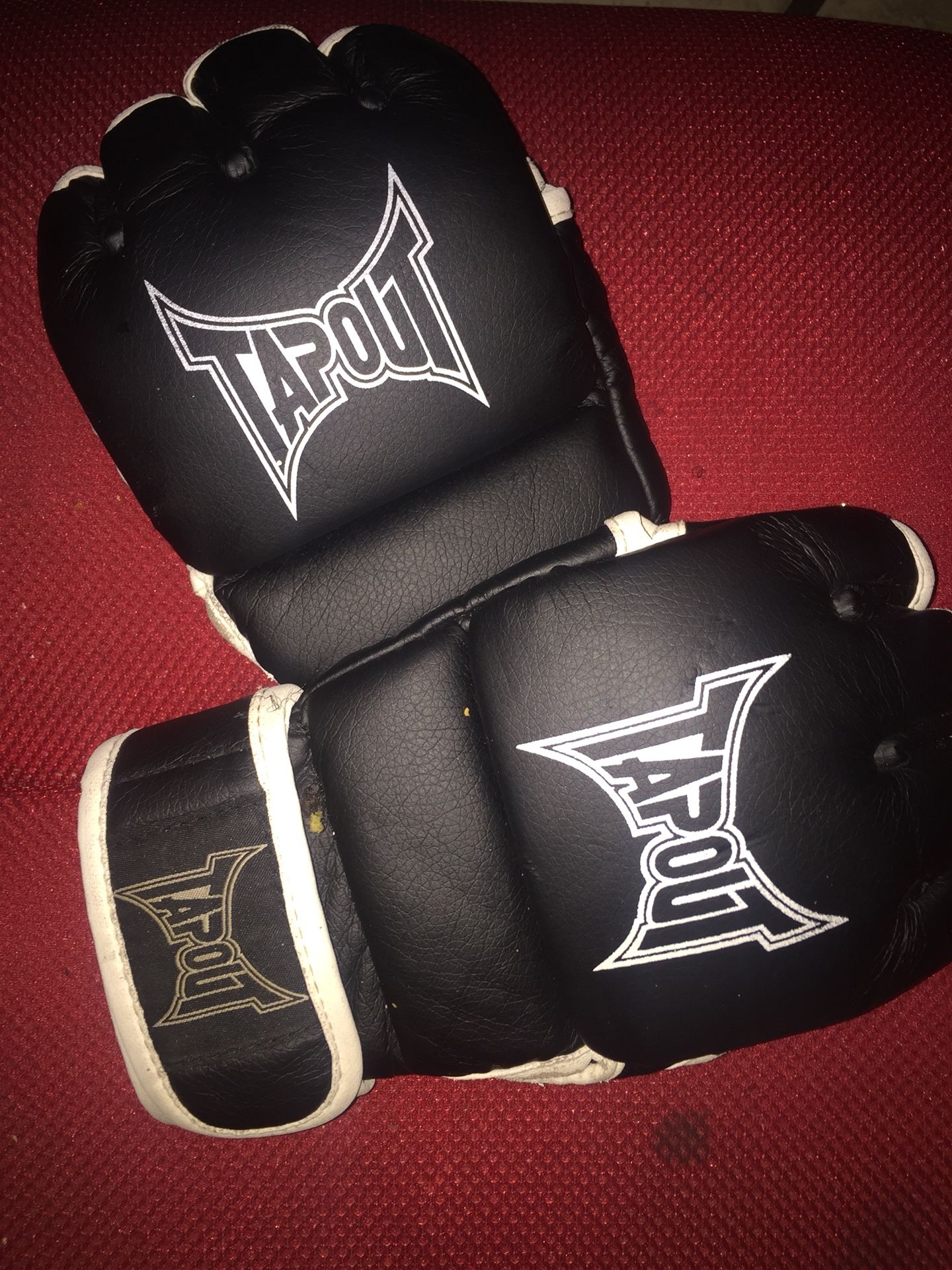 Tapout mma gloves size large XL for Sale in Torrance CA OfferUp