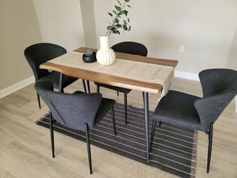 Dining Table Set