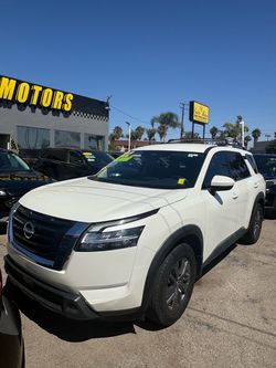 🔥2022 Nissan Pathfinder SV 🔥