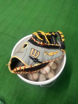Pro Stock Wilson A2000 RHT First baseman Glove