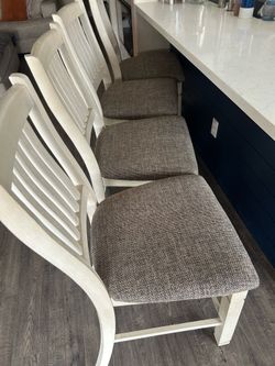 Bar Height Chairs