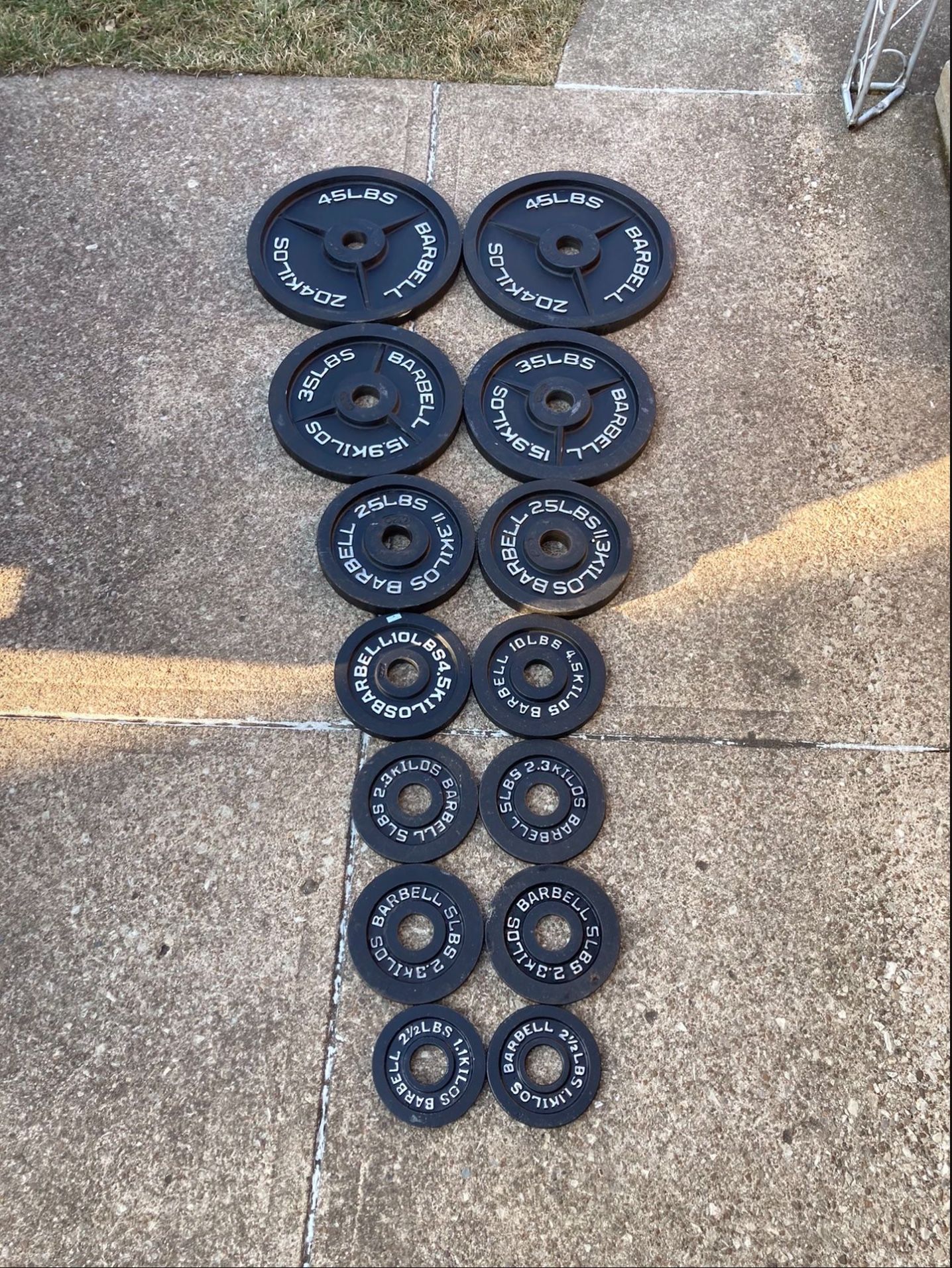 255lbs Full Set of Olympic 2" weight plates weights plate for barbell bar dumbbell 255 lb Ibs 255lb 45lb 35lb 25lb 45lbs CAP brand