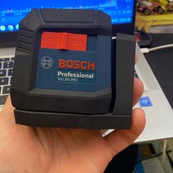 Bosch 65 Foot Green Multi Self Leveling Laser With A Dual Powered Battery ( Able To Charge From Usb-C )