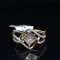 10KT Yellow Gold Diamond Ring 3.30g Size 7 164412