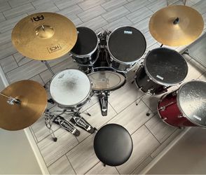 Drum Kit - Excellent Condition