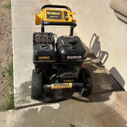 dewalt 4400 psi 