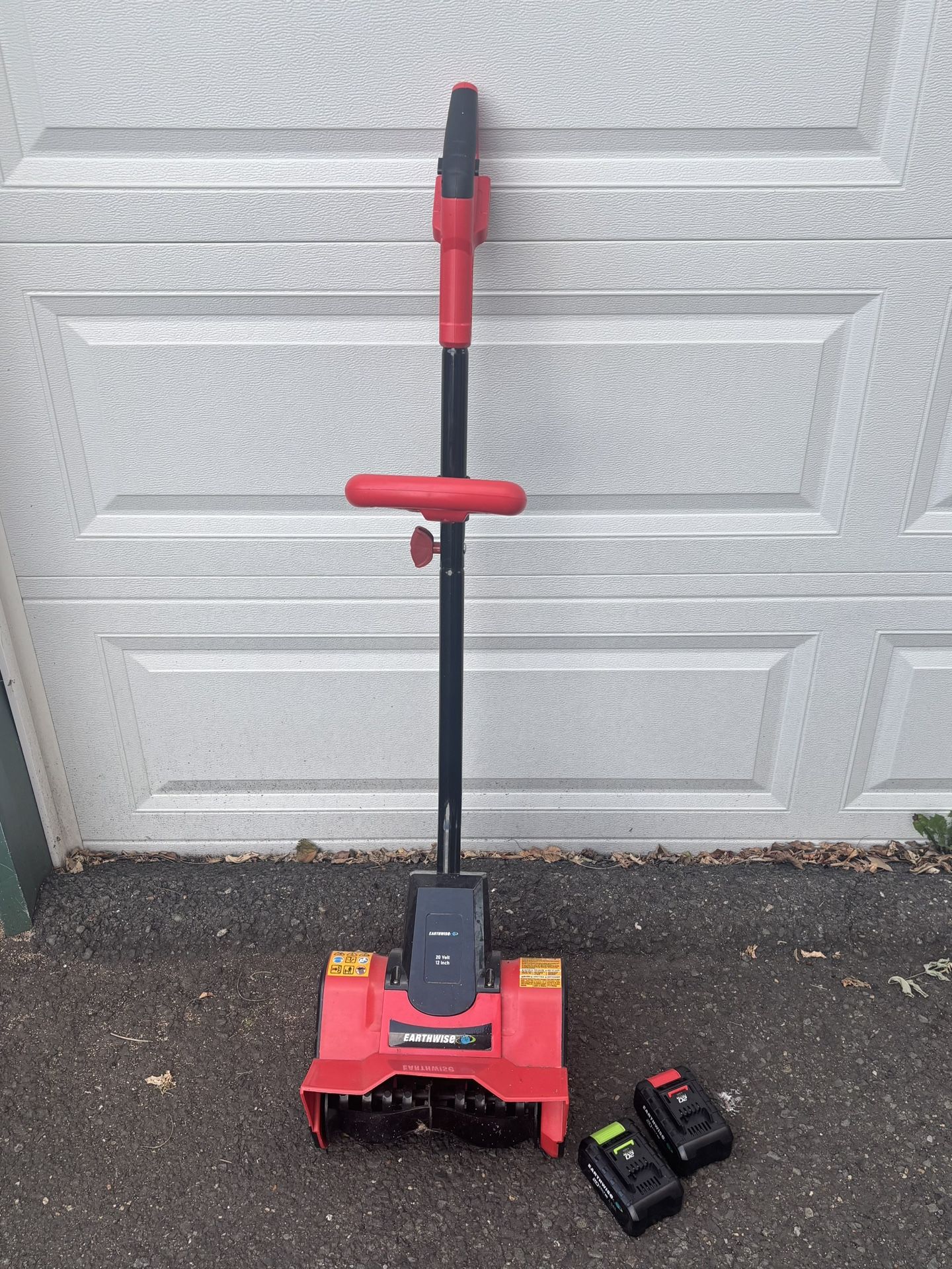 Cordless Snow Thrower – Dual Batteries, Works Great