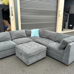 Sectional Couch 