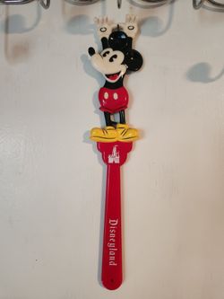 Disneyland Vintage Back Scratcher