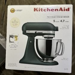 Kitchen Aid Brand New In The Box 