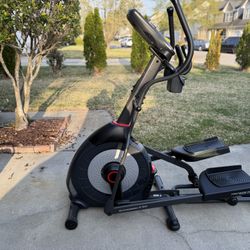 Schwinn 430 Elliptical