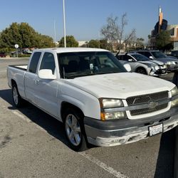 2004 Chevy Silverado 