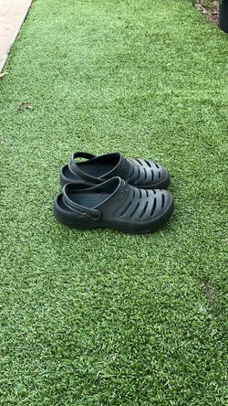 Free Nautica Crocs Size 8 Used 6/10 Condition Free