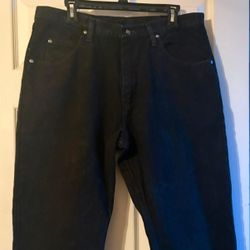 EUC Men’s 36x29 Black Wrangler Jeans