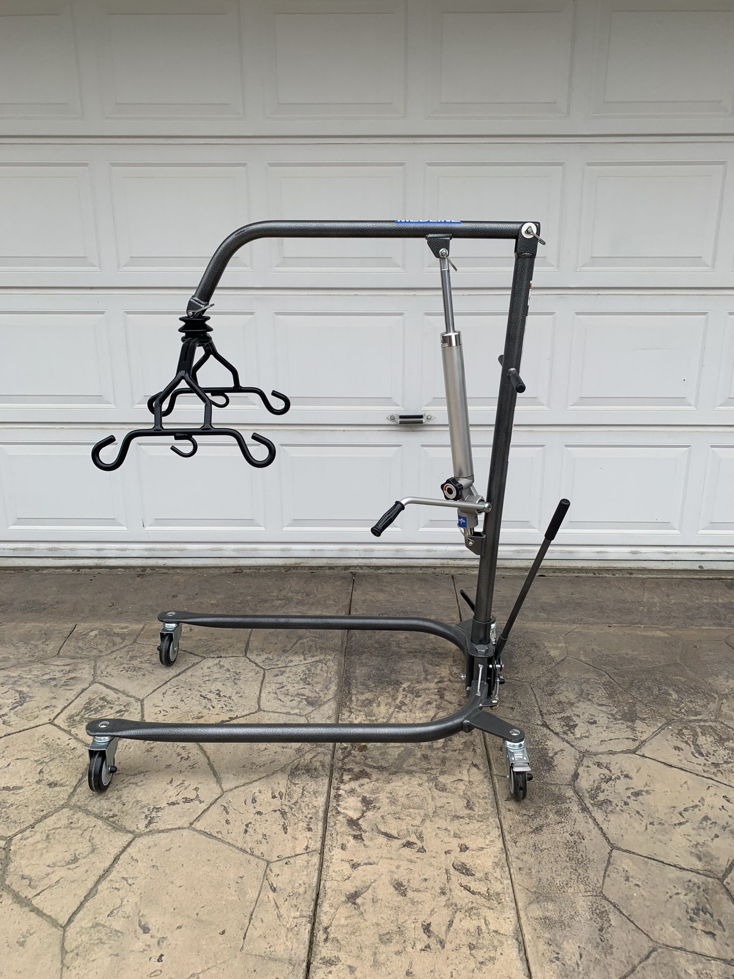 Medline Manual Hydraulic Patient Lift (aka Hoyer Lift)