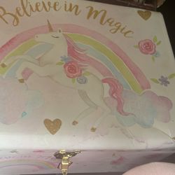 unicorn Chest