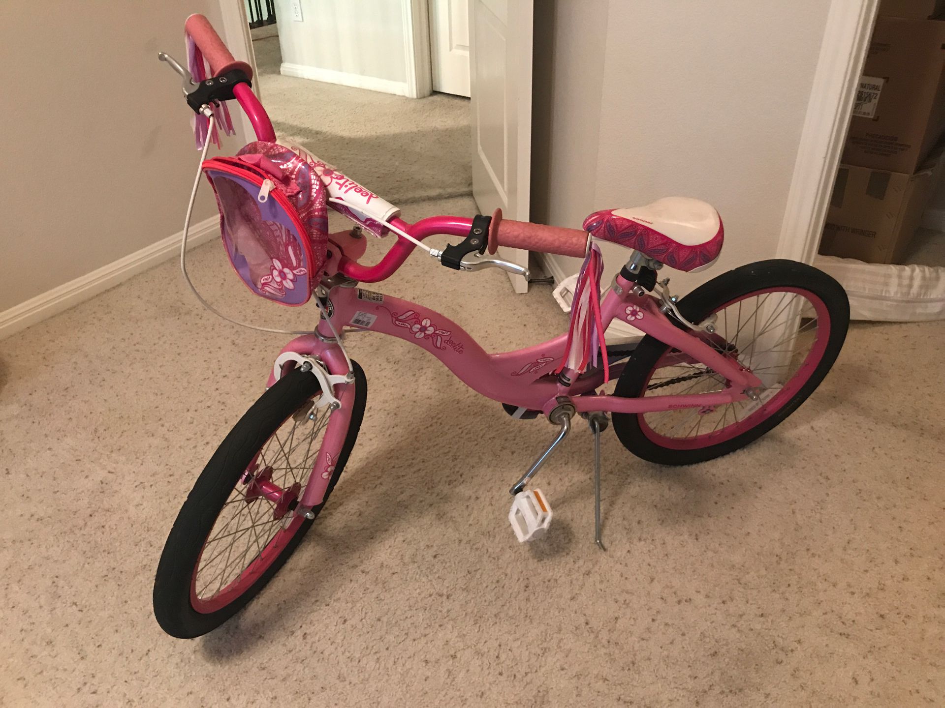 Schwin kids bike girls pink 16 inch wheels for ages 4-8