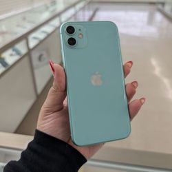 iPhone 11 64GB UNLOCKED