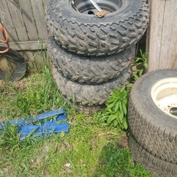 A TV tires