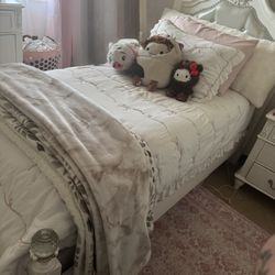 Twin Bed Set 