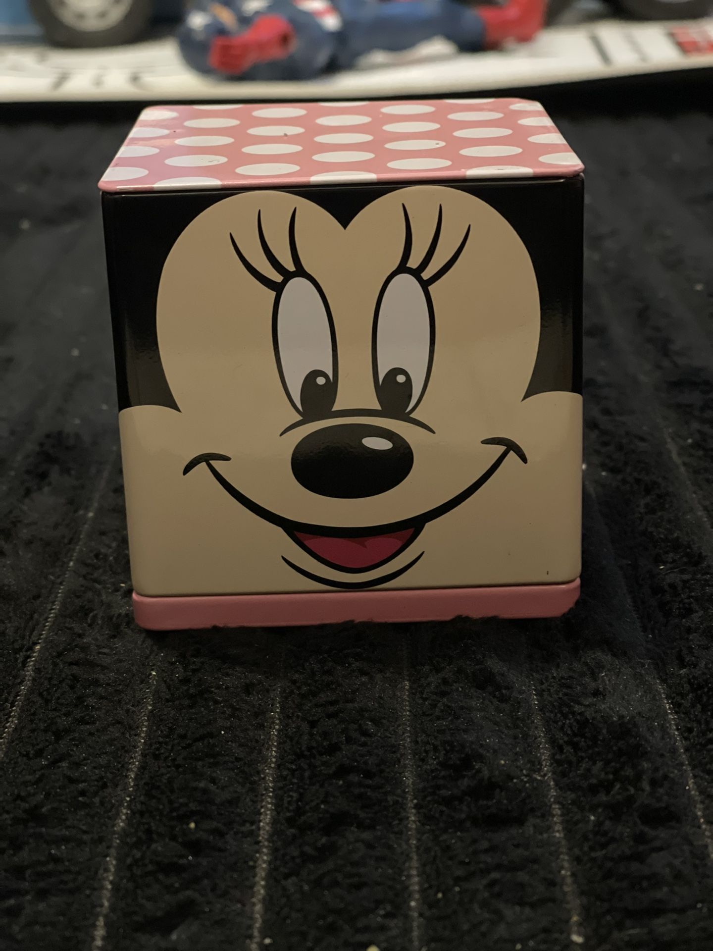 Minnie Mouse hallmark disney cubeez new, pair up with