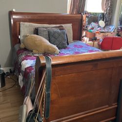 Bed Queen 