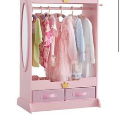 Little Girl Dresser 