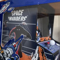 Mini SPACE INVADERS Arcade Machine  