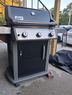 Weber Spirit liquid propane gas outdoor grill