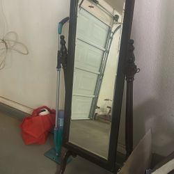 Stand Up Mirror