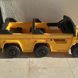 FREE- Four passenger School Bus