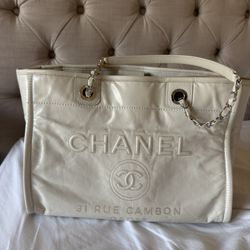 Chanel Tote 31 Rue Cambon Bag